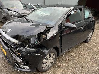 uszkodzony samochody osobowe Peugeot 108 1.0  e-VTI  Active 2022/2