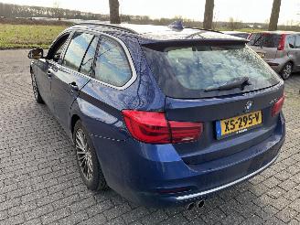 BMW 3-serie 320i Automaat Stationcar Luxury Edition picture 6