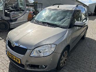 Salvage car Skoda Roomster 1.4-16V Style 2007/4