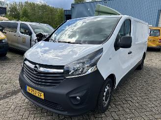 damaged commercial vehicles Opel Vivaro 1.6 CDTI  Biturbo Edition  L2H1  ( motorschade ) 2019/4
