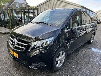 Auto incidentate Mercedes V-klasse 220 Diesel Automaat  ( 8 persoons ) 2018/7