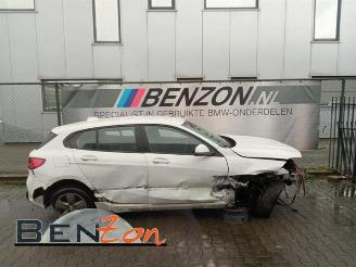 uszkodzony samochody osobowe BMW 1-serie 1 serie (F40), Hatchback, 2019 116d 1.5 12V TwinPower 2020/6