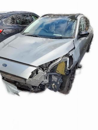skadebil auto Ford Focus Active 2020/1