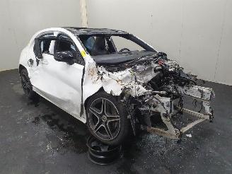 skadebil auto Mercedes A-klasse A180 Busines Solution AMG 2020/6