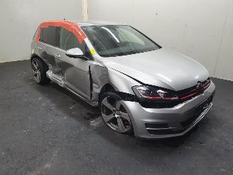 Voiture accidenté Volkswagen Golf 5G 1.2 TSI Comfortline 2015/3