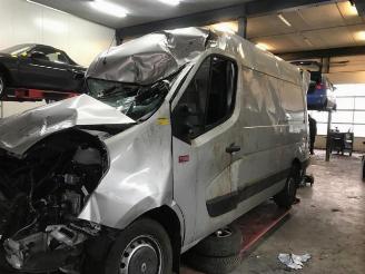 Salvage car Renault Master  2017/11