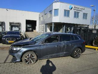 Auto incidentate Renault Mégane 1.3TCE 103kW BOSE 2018/8