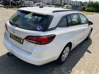 Opel Astra SPORTS TOURER 1.5D 77kW E6 NAVI picture 4