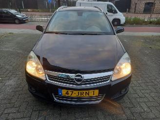 Opel Astra 1.7CDTI ECOFLEX COSMO picture 1