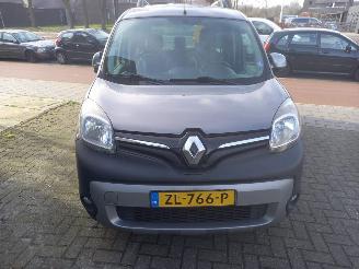 Auto incidentate Renault Kangoo FAMILY-12TCE EXPRESSION 2014/5