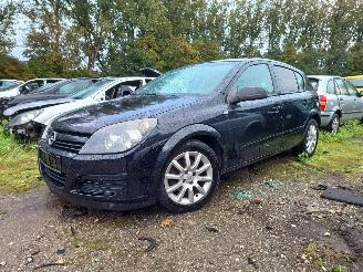 Opel Astra 1.6 Enjoy picture 1