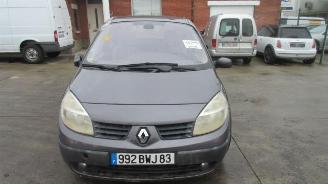 Purkuautot passenger cars Renault Scenic  2003/10