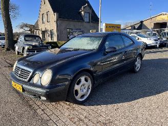 disassembly commercial vehicles Mercedes CLK 200 coupe met oa airco 1999/1
