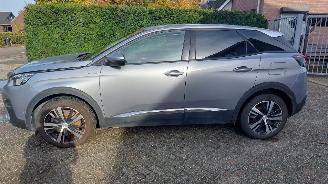 Peugeot 3008 hybride picture 2