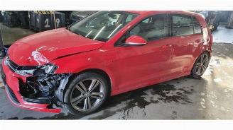 damaged passenger cars Volkswagen Golf Golf VII (AUA), Hatchback, 2012 / 2021 1.4 TSI 16V 2016/9