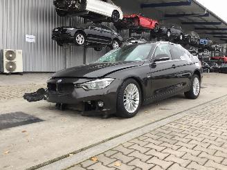 Voiture accidenté BMW 3-serie 320i 2017/11
