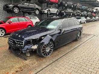 danneggiata veicoli commerciali Mercedes E-klasse E220 d Kombi 2019/9