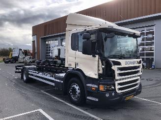 Scania P 280 picture 7