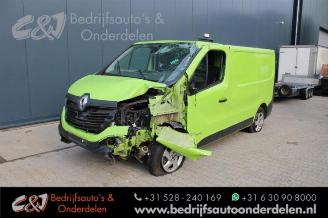 damaged passenger cars Renault Trafic Trafic (1FL/2FL/3FL/4FL), Van, 2014 1.6 dCi 145 Twin Turbo 2018/4