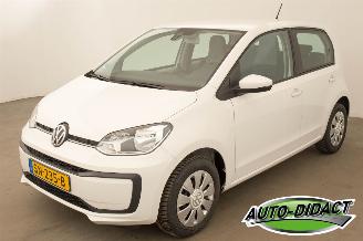 Salvage car Volkswagen Up 1.0 BMT 84.564 km Airco  Move up 2018/5