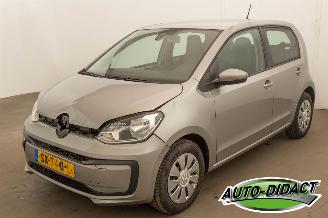 disassembly passenger cars Volkswagen Up 1.0 BMT Automaat 91.899 km Move Up! 2018/6