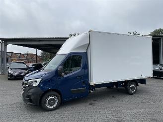 damaged commercial vehicles Renault Master Koffer 3.5 t Navigation 2019/12
