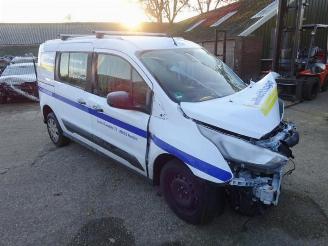 Salvage car Ford Transit Connect  2022/7