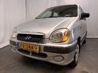 Voiture accidenté Hyundai Atos Atos Hatchback 1.0 12V (G4HC) [43kW]  (03-2001/07-2003) 2003/1