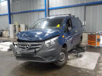 uszkodzony samochody osobowe Mercedes Vito Vito (447.6) Van 1.6 111 CDI 16V (OM622.951(R9M-503)) [84kW]  (10-2014=
/...) 2016/9