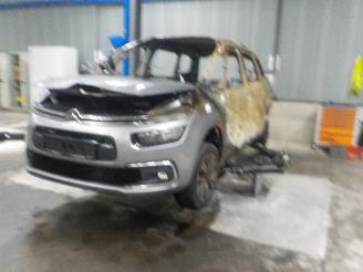 Coche accidentado Citroën C4 C4 Grand Picasso (3A) MPV 1.2 12V PureTech 130 (EB2DTS(HNY)) [96kW]  (=
04-2014/03-2018) 2017