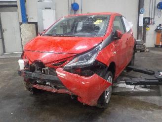 Coche accidentado Toyota Aygo Aygo (B40) Hatchback 1.0 12V VVT-i (1KR-FE) [51kW]  (05-2014/06-2018) 2017