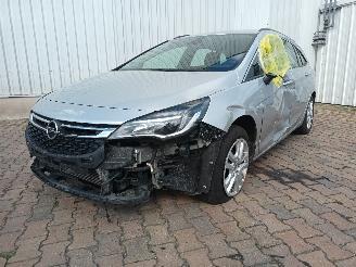 Coche accidentado Opel Astra Astra K Sports Tourer Combi 1.0 Turbo 12V (B10XFL(Euro 6)) [77kW]  (07=
-2014/12-2022) 2019/2