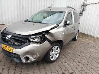 Auto incidentate Dacia Dokker Dokker (0S) MPV 1.2 TCE 16V (H5F-408) [85kW]  (11-2012/...) 2014/2