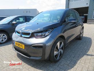 BMW i3 Basis 120Ah 42kwh Automaat 170pk picture 4