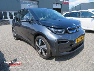 BMW i3 Basis 120Ah 42kwh Automaat 170pk picture 2