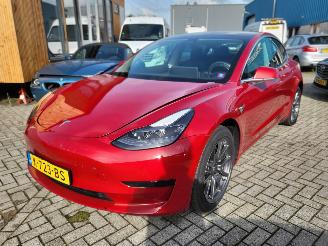 Tesla Model 3 Tesla Model 3 RWD 440 KM rijbereik nwprijs € 50 000 picture 16