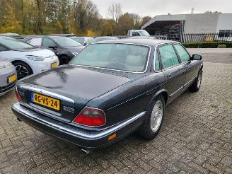 Jaguar XJ EXECUTIVE 3.2 orgineel in nederland gelevert met N.A.P picture 6