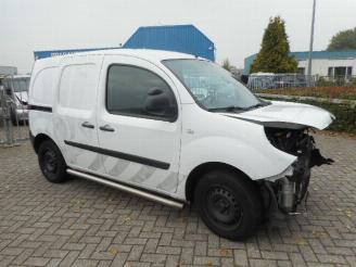 danneggiata veicoli commerciali Renault Kangoo 1.5 dCi 90 PK  AIRCO, NAVI ,2 SCHUIFDEUREN , KLEP 2015/7
