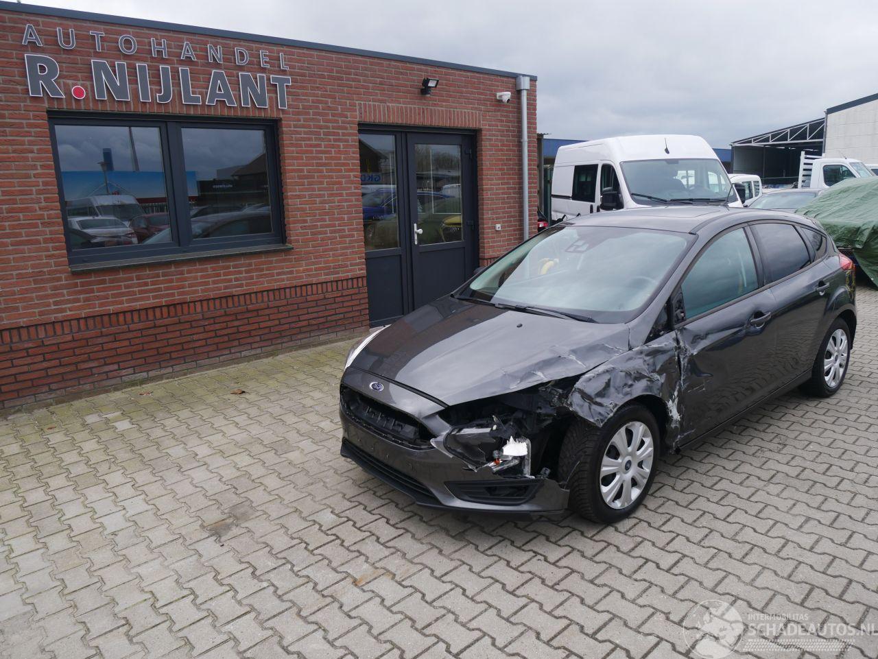 Ford Focus LIM. BUSINESS