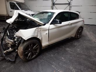 Voiture accidenté BMW 1-serie 116 2013/1