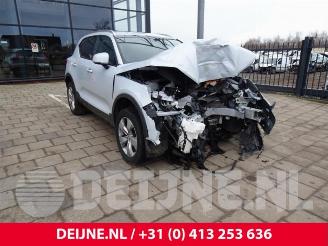 damaged scooters Volvo XC40  2021/1