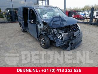 damaged passenger cars Mercedes Vito Vito (447.6), Van, 2014 1.7 110 CDI 16V 2020/10