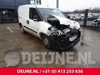 disassembly passenger cars Opel Combo Combo, Van, 2012 / 2018 1.3 CDTI 16V ecoFlex 2015/10