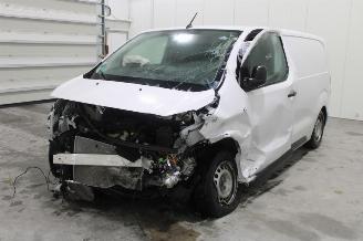 Damaged car Peugeot Expert  2022/9