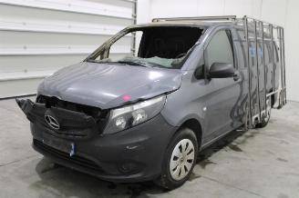 disassembly commercial vehicles Mercedes Vito  2018/10