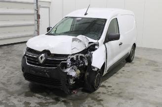 skadebil auto Renault Express  2021/12