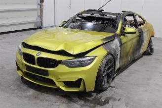 damaged passenger cars BMW M4  2017/5