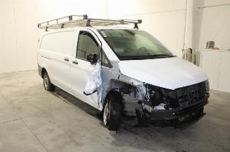 damaged passenger cars Mercedes Vito  2019/6