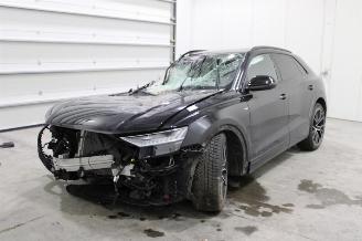 damaged passenger cars Audi Q8  2022/11
