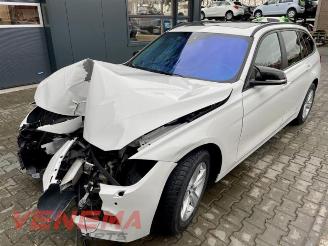 damaged passenger cars BMW 3-serie 3 serie Touring (F31), Combi, 2012 / 2019 320d 2.0 16V 2014/6